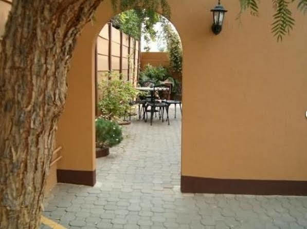 Hotel Pension Etambi Windhoek Extérieur photo