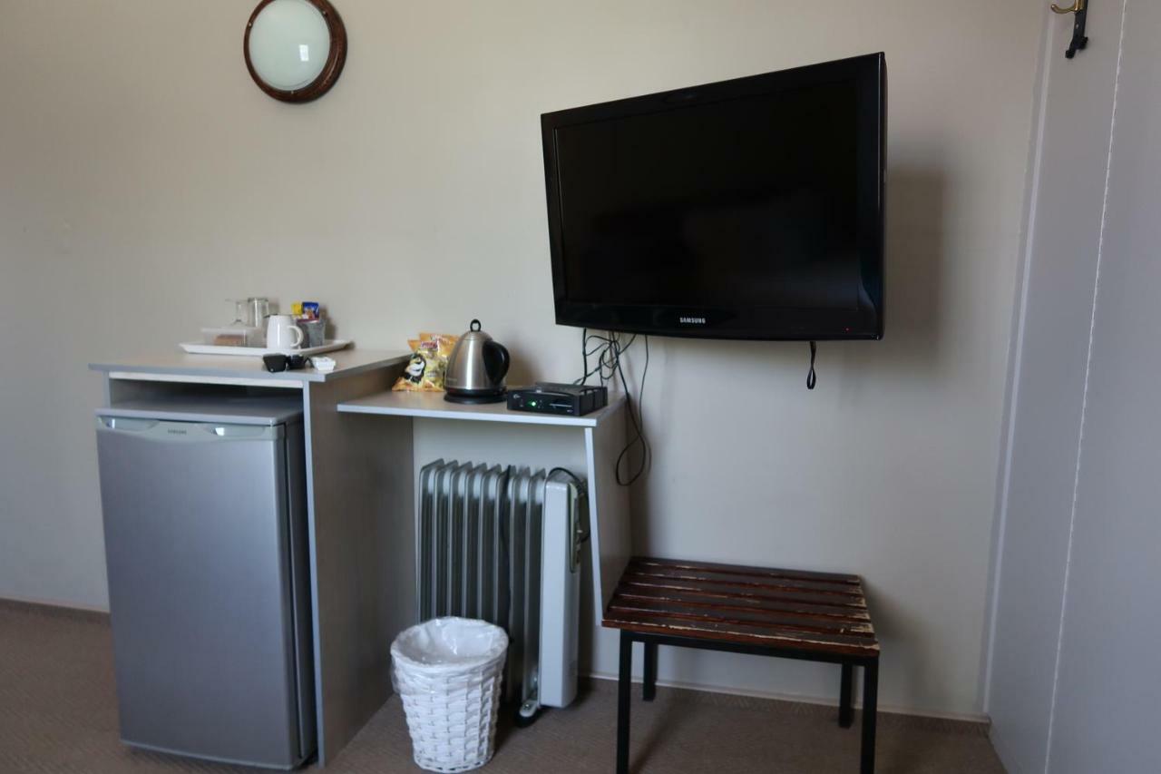 Hotel Pension Etambi Windhoek Extérieur photo